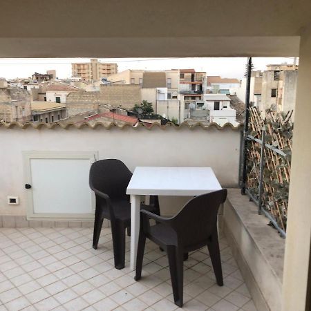 Ferienwohnung Mansarda Mentana Due Vittoria Exterior foto